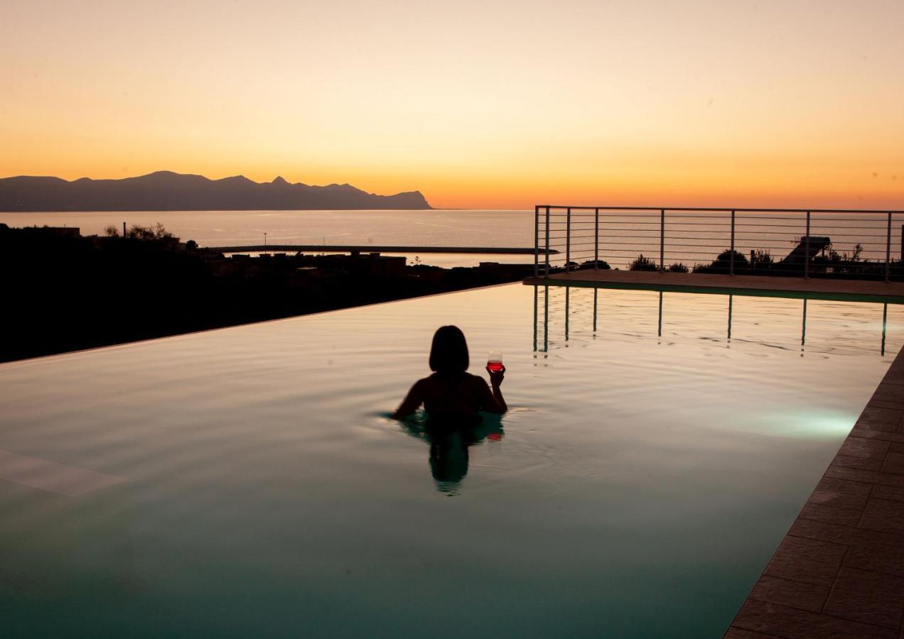 Villa Lombardo Luxury Balestrate Exterior photo